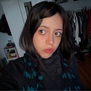 Meet your Posher, Siouxie